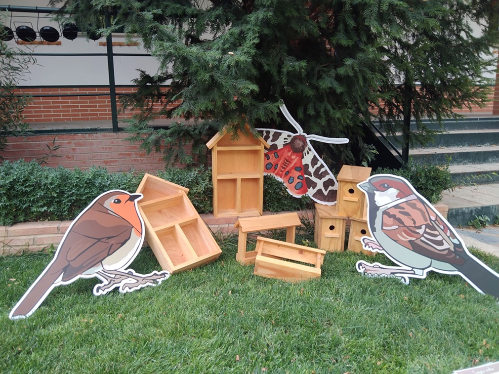 Parte del material que se donará