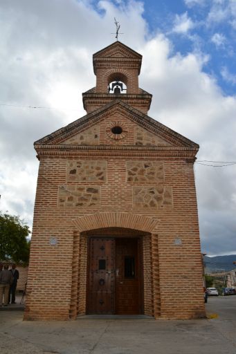 Ermita de la Santísima Virgen de las Saleras, exterior
