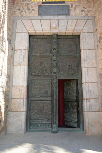 Ermita del Cristo, puerta