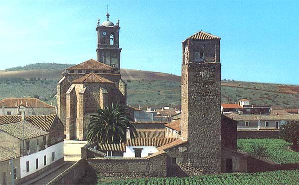 Conjunto con torre del Cura e Iglesia