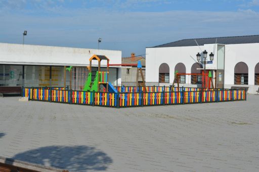 Plaza de Agustín Contreras, parque infantil