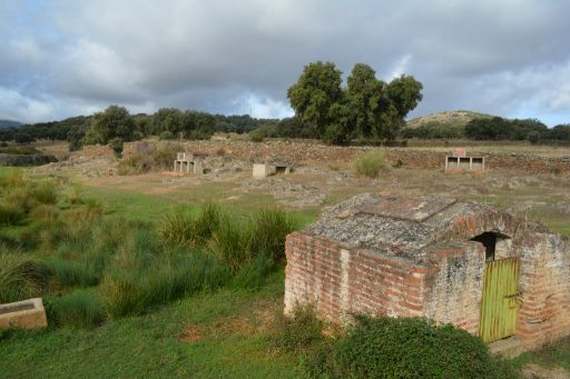 Fuente y merendero