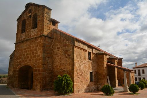 Iglesia parroquial de San Bartolomé apostol, exterior