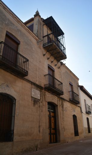 Casa balconada