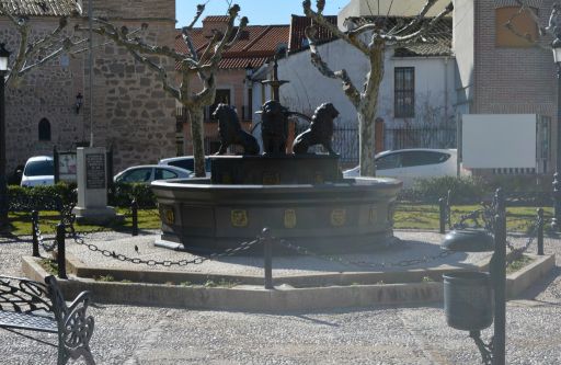 Fuente de la Plaza de la Constitución