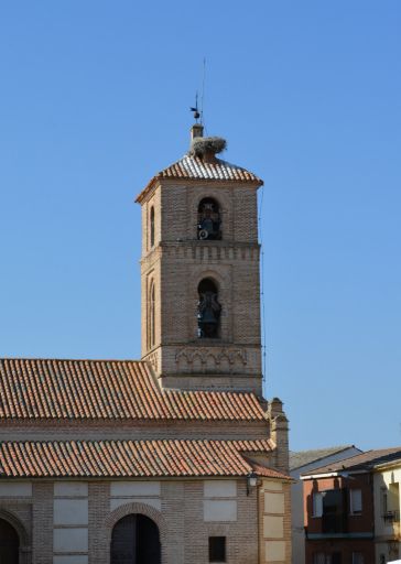 Iglesia parroquial de San Miguel Arcángel, torre