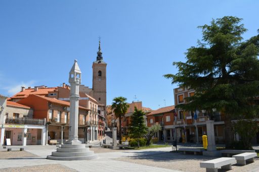 Iglesia y Plaza España