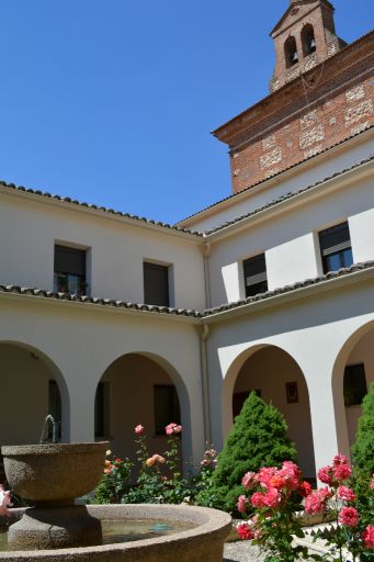 Convento de las religiosas Bernardas, claustro