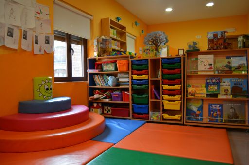 Biblioteca, sala infantil