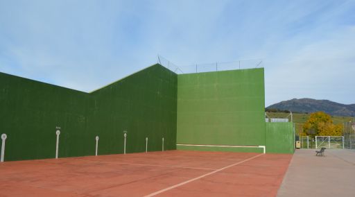 Instalaciones deportivas, frontenis