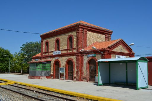 Estación del ferrocarril, arquitectura original