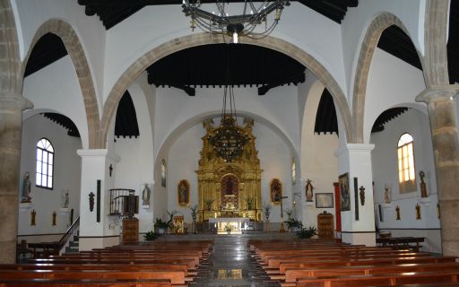 Iglesia parroquial de Santiago el Mayor, interior