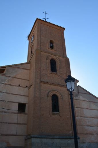 Iglesia parroquial de Santiago el Mayor, torre