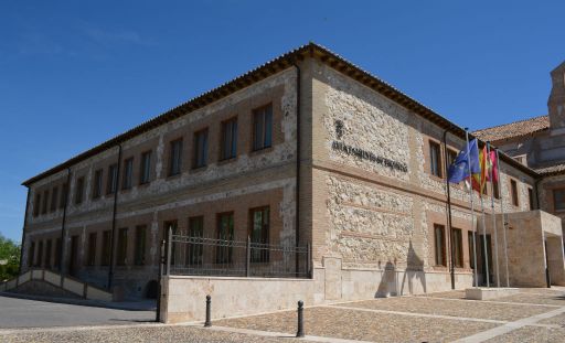 Convento de Capuchinos, Ayuntamiento