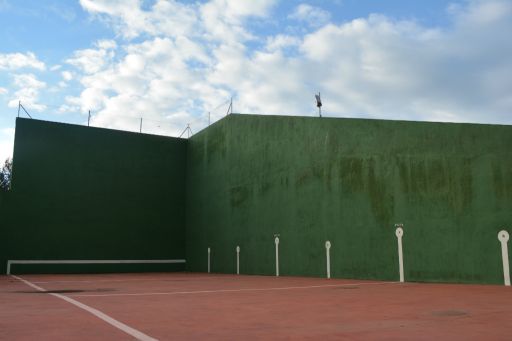 Instalaciones deportivas, frontón