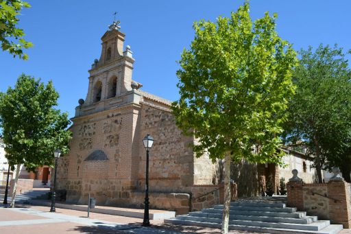 Iglesia parroquial de Santa María Magdalena, exterior