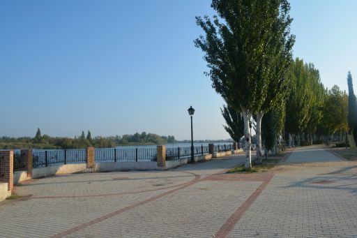 Paseo junto al Río Tajo