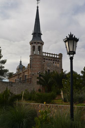 Ermita de Nuestra Señora del Rosario de los Pastores, entorno