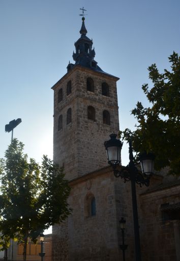 Iglesia Parroquial San Martín Obispo de Lillo, torre