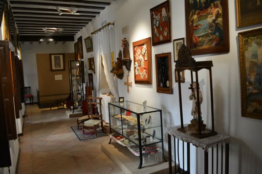 Museo del Azafrán y Etnográfico (d)
