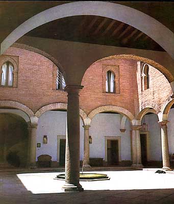 Castillo, patio