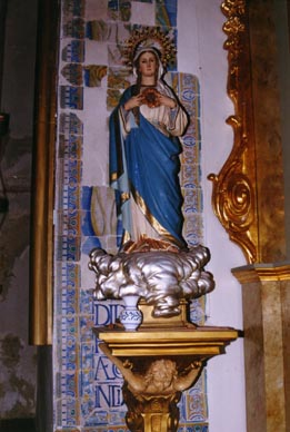 Iglesia parroquial, cerámica renacentista S. XVI
