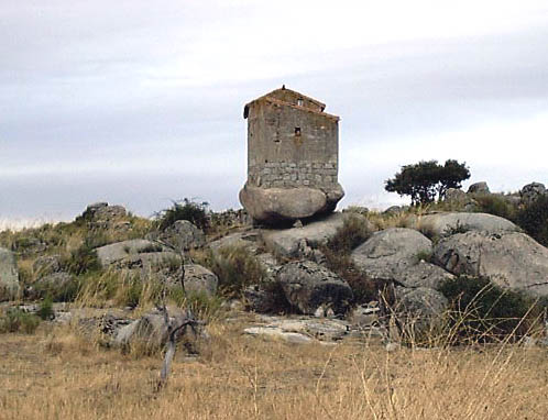 Palomar y casa de campo