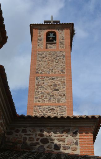 Iglesia parroquial de Nuestra Señora de los Remedios, torre