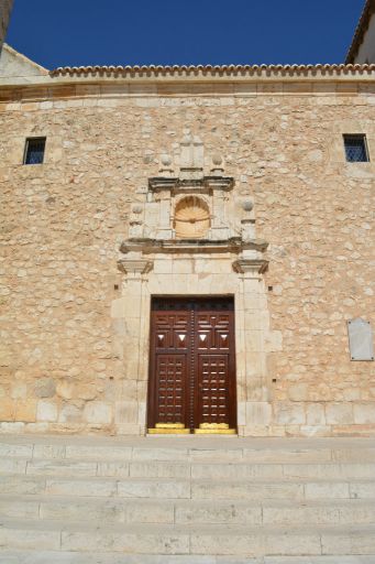 Iglesia parroquial de Santiago Apóstol, pórtico