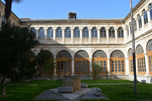 Convento de los Padres Dominicos, jardín