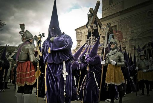 Semana Santa, inicio de la procesión de las caidas