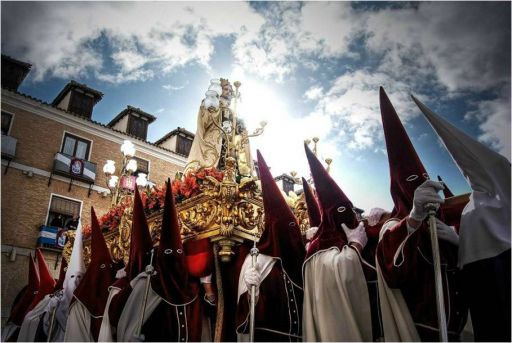 Semana Santa, cofradía de San Juan Evangelista