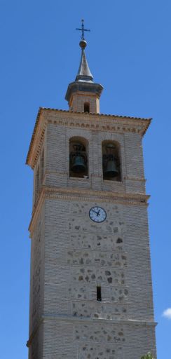 Iglesia parroquial San Pedro Apóstol, torre