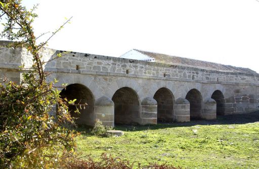 Puente de los Cinco Ojos