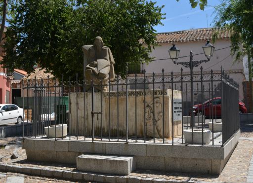 Monumento a Fernando de Rojas