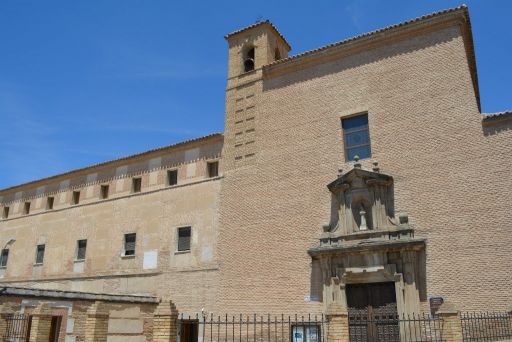 Convento de los Padres Franciscanos (b)