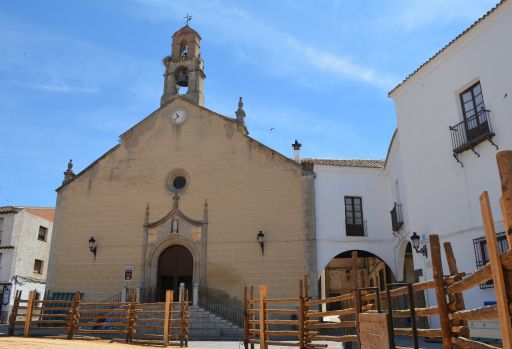 Iglesia parroquial de Nuestra Señora de la Paz, exterior
