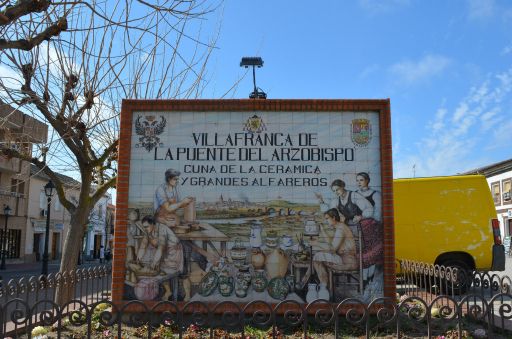 Cerámica, mural de bienvenida al municipio