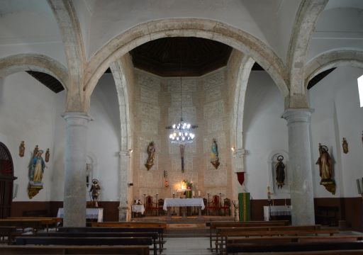 Iglesia parroquial de Santiago Apóstol, interior