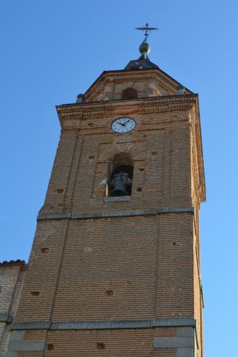 Iglesia parroquial de San Martín Obispo, torre (a)