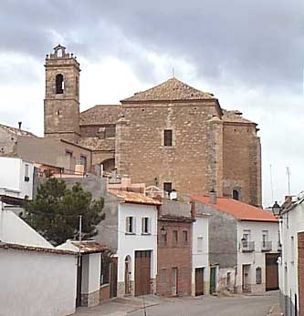 Calle Cava, al fondo la Iglesia de San Miguel