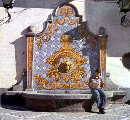 Fuente  de cerámica