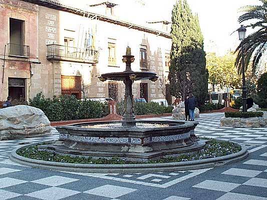 Plaza del Pan, fuente