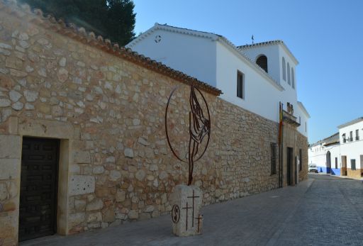 Casa - Museo de Dulcinea y escultura