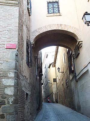 Baños Árabes, callejón del Ángel