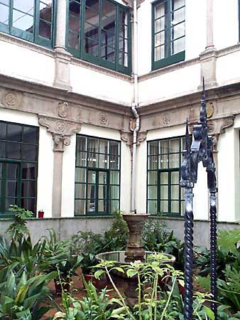 Palacio de Malpica, patio