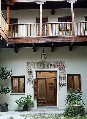 Patio en la Calle de la Merced