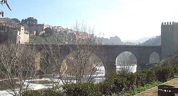 Puente de San Martín