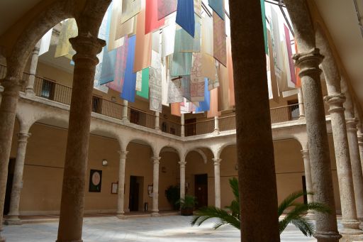 Palacio de Don Pedro I, claustro