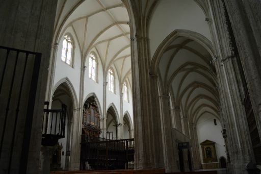 Iglesia Colegiata, interior detalle